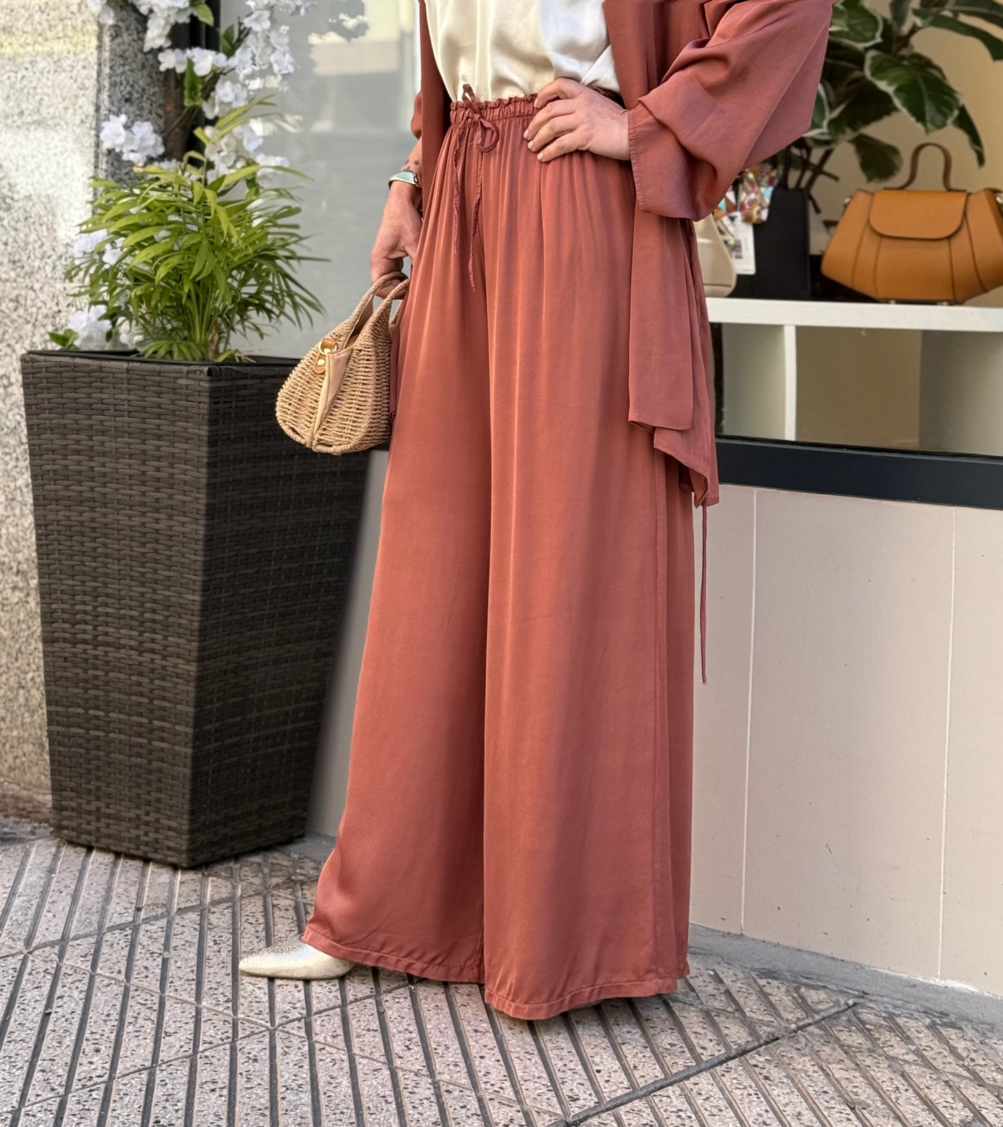 PANTALÓN SATINADO TERRACOTA