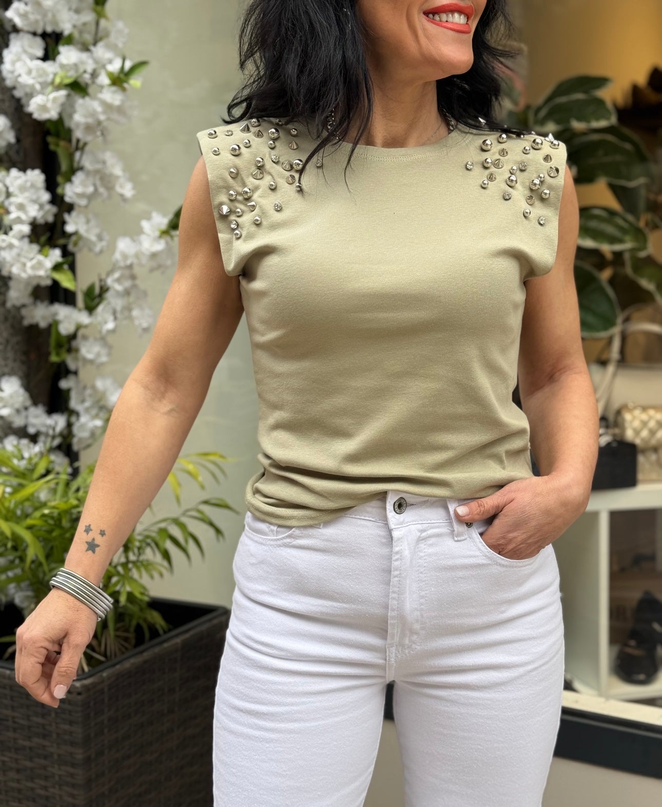 CAMISETA TACHAS VERDE