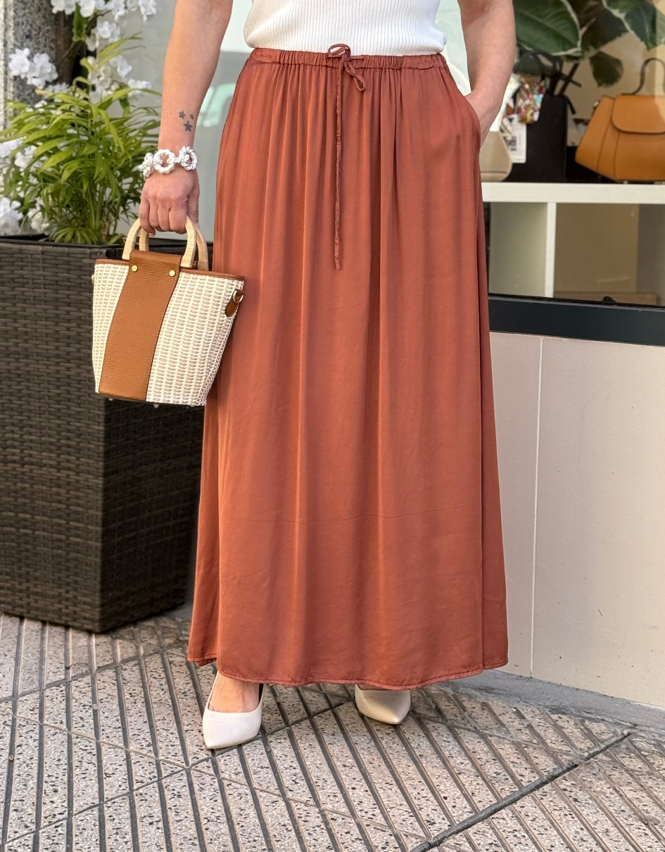 FALDA SATINADA TERRACOTA