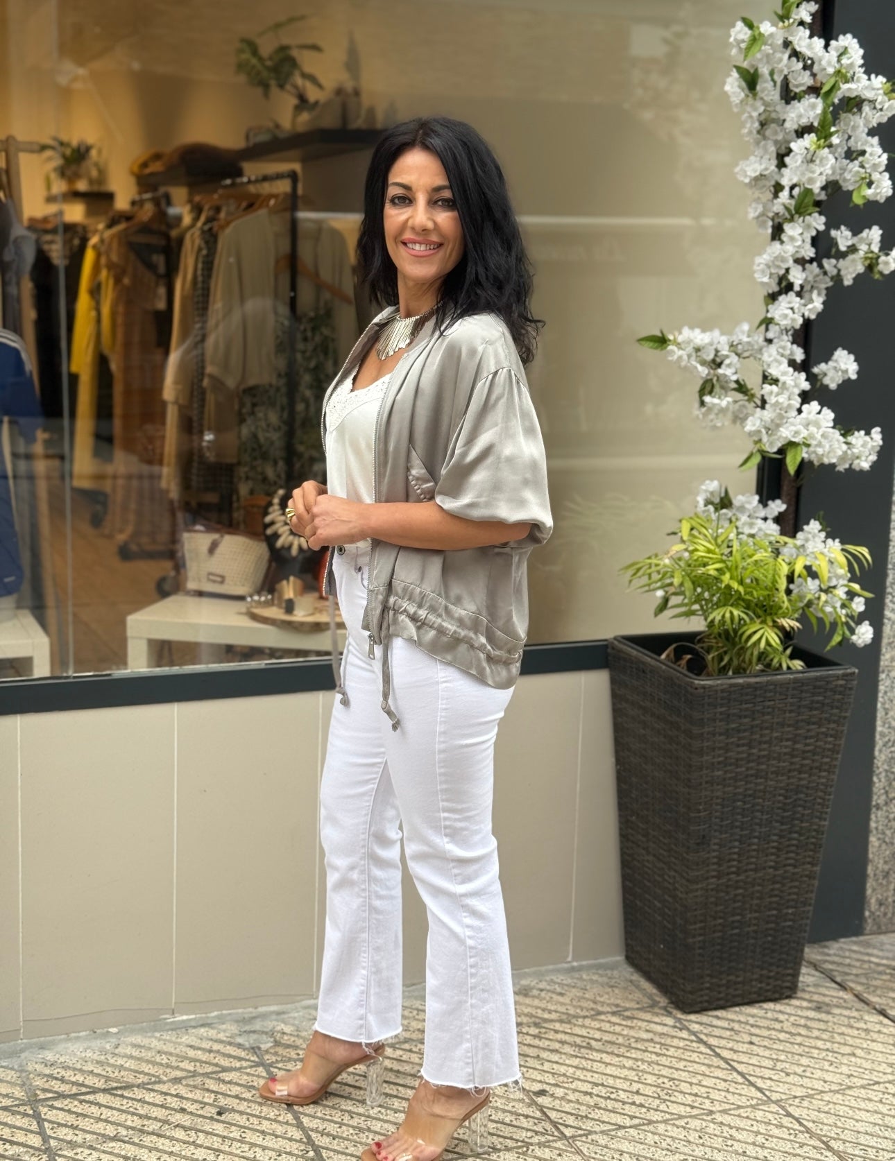 BOMBER SATINADA GRIS PERLA