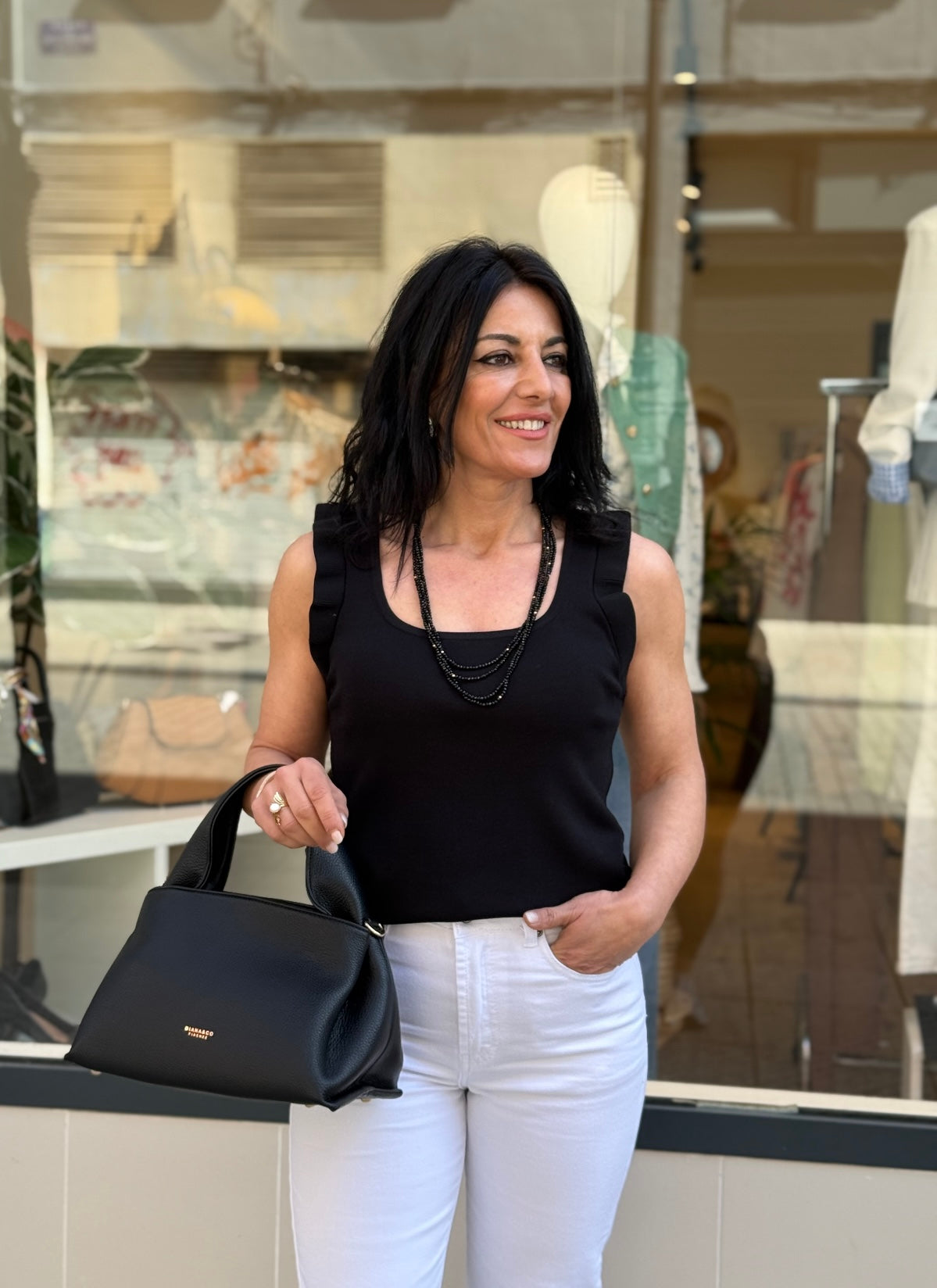 TOP VOLANTE NEGRO