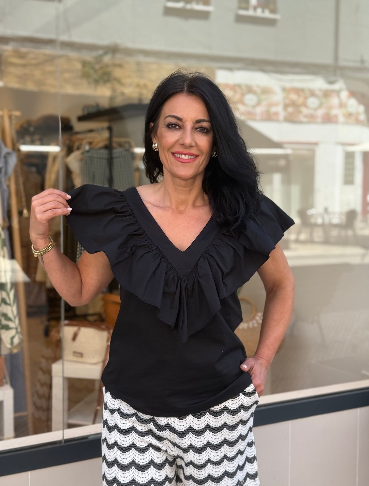 TOP TRIANA VOLANTES NEGRO