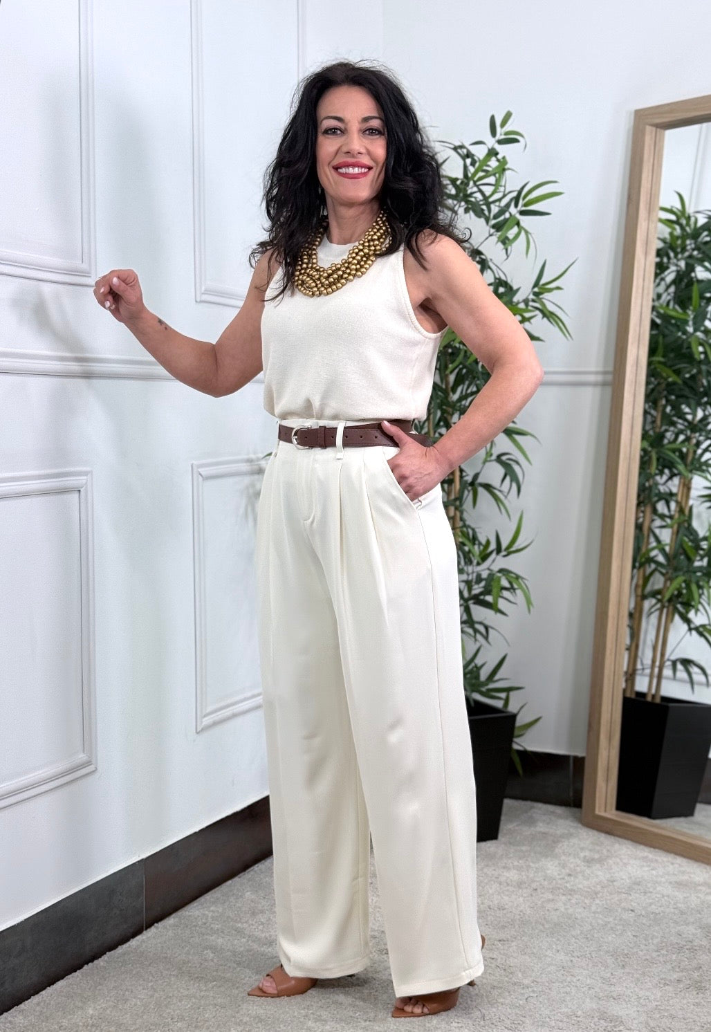 PANTALÓN PINZAS CINTURÓN CREAM