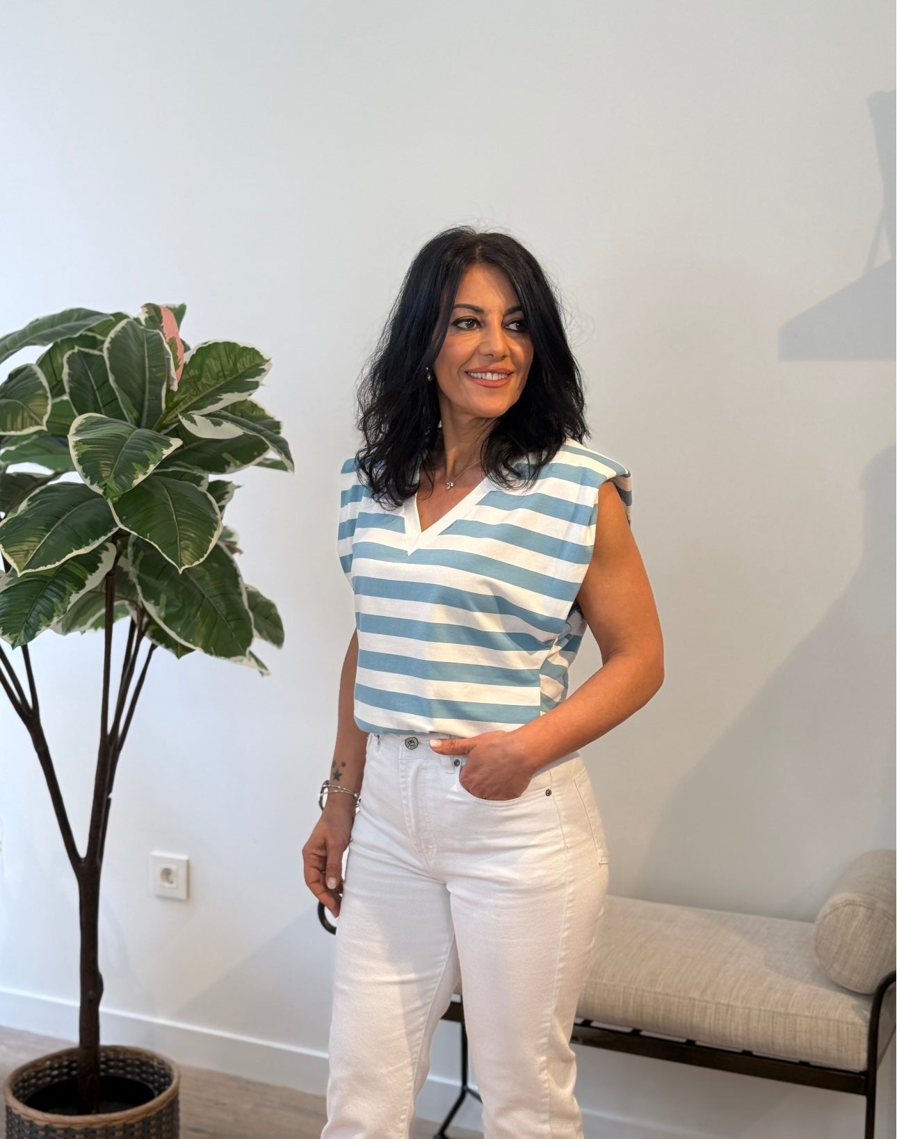 CAMISETA RAYAS PICO AZUL