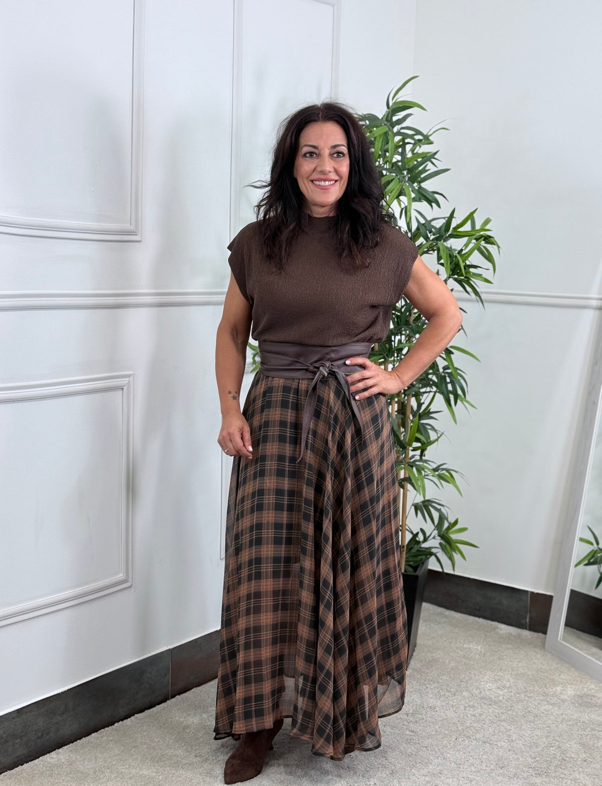 FALDA CUADROS CAMEL
