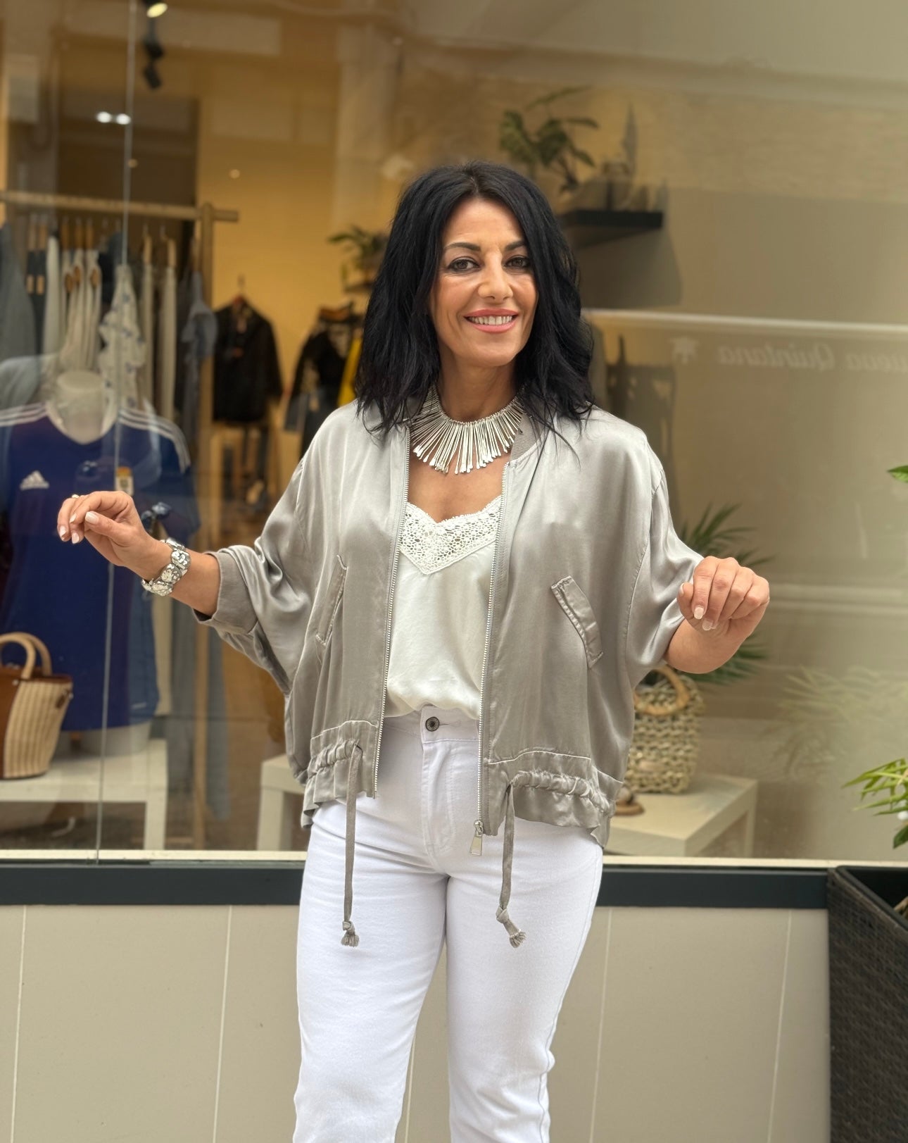 BOMBER SATINADA GRIS PERLA