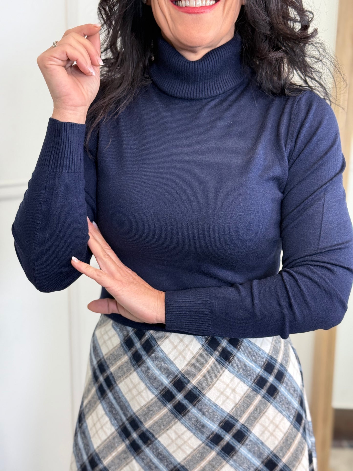 JERSEY BÁSICO CUELLO CISNE MARINO