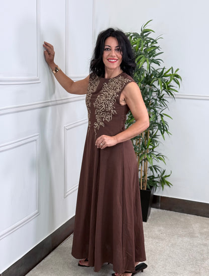 VESTIDO MEDUSA BORDADO CHOCOLATE