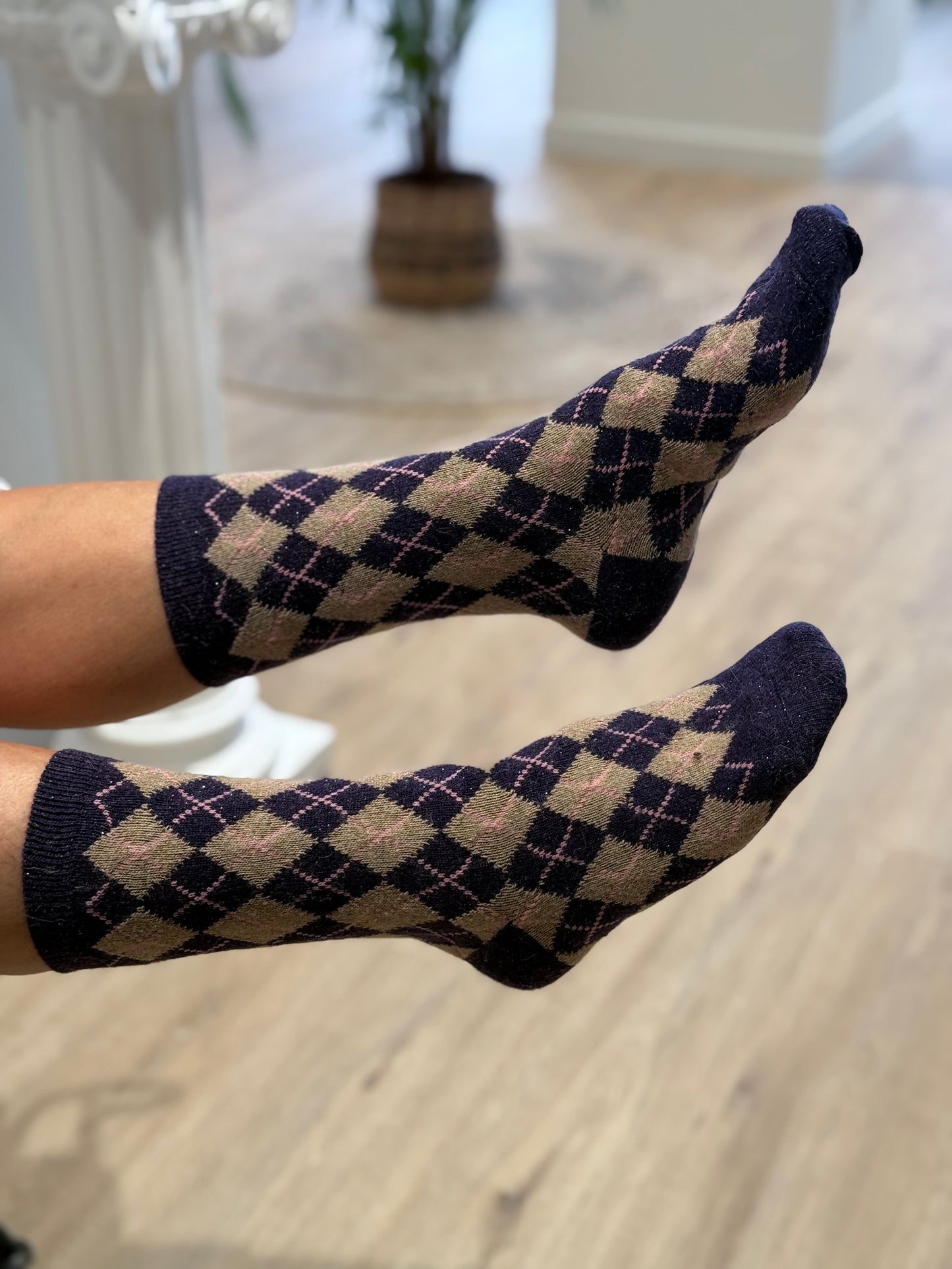 CALCETÍN ROMBO MORDADO