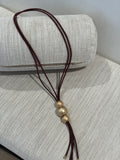 COLLAR MAXI BOLA BURDEOS