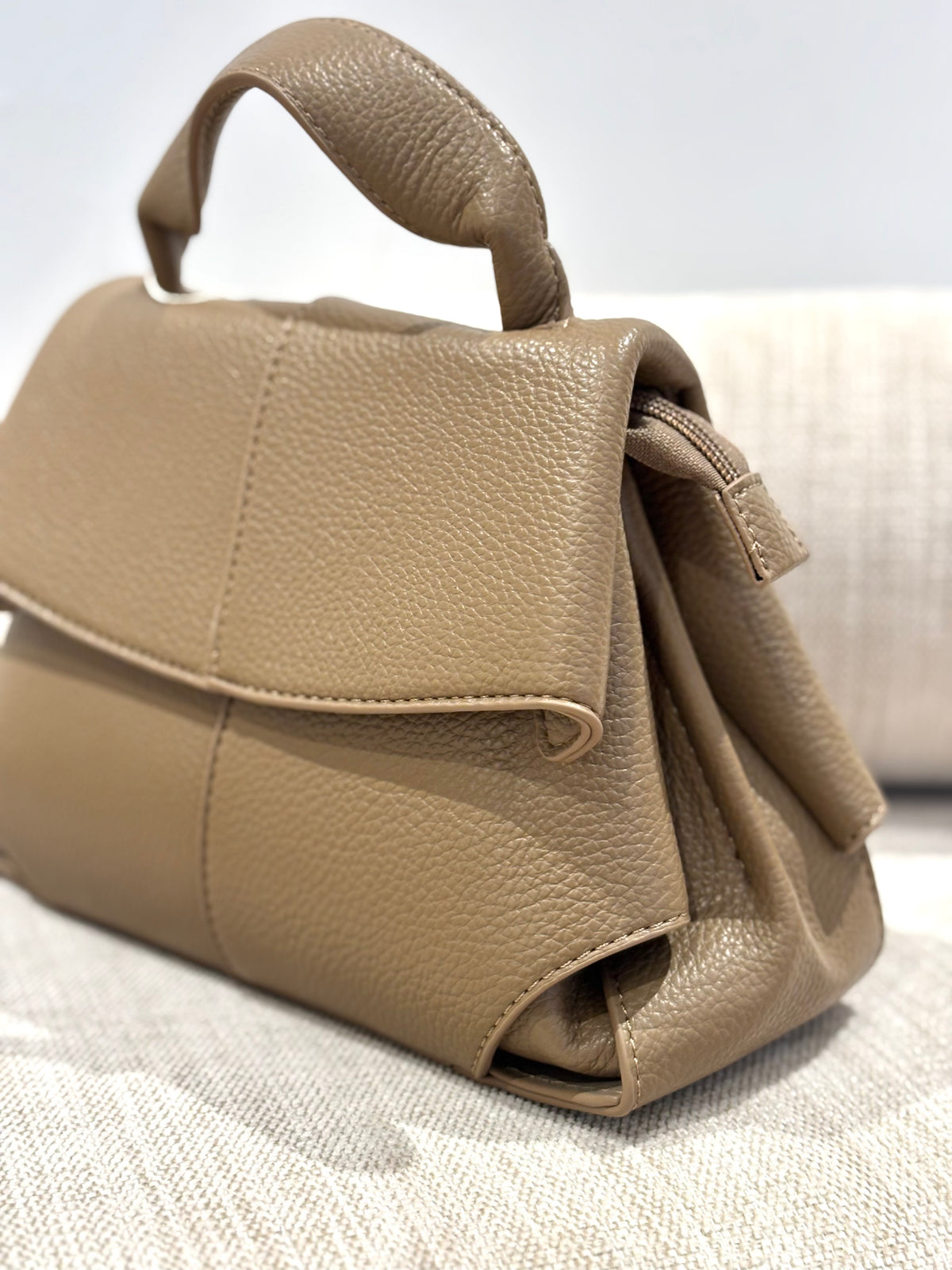 BOLSO POLEN TAUPE