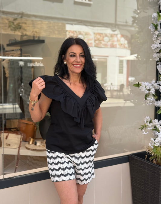 TOP TRIANA VOLANTES NEGRO
