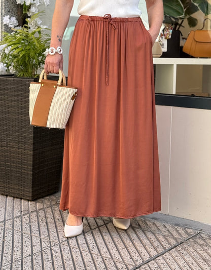 FALDA SATINADA TERRACOTA
