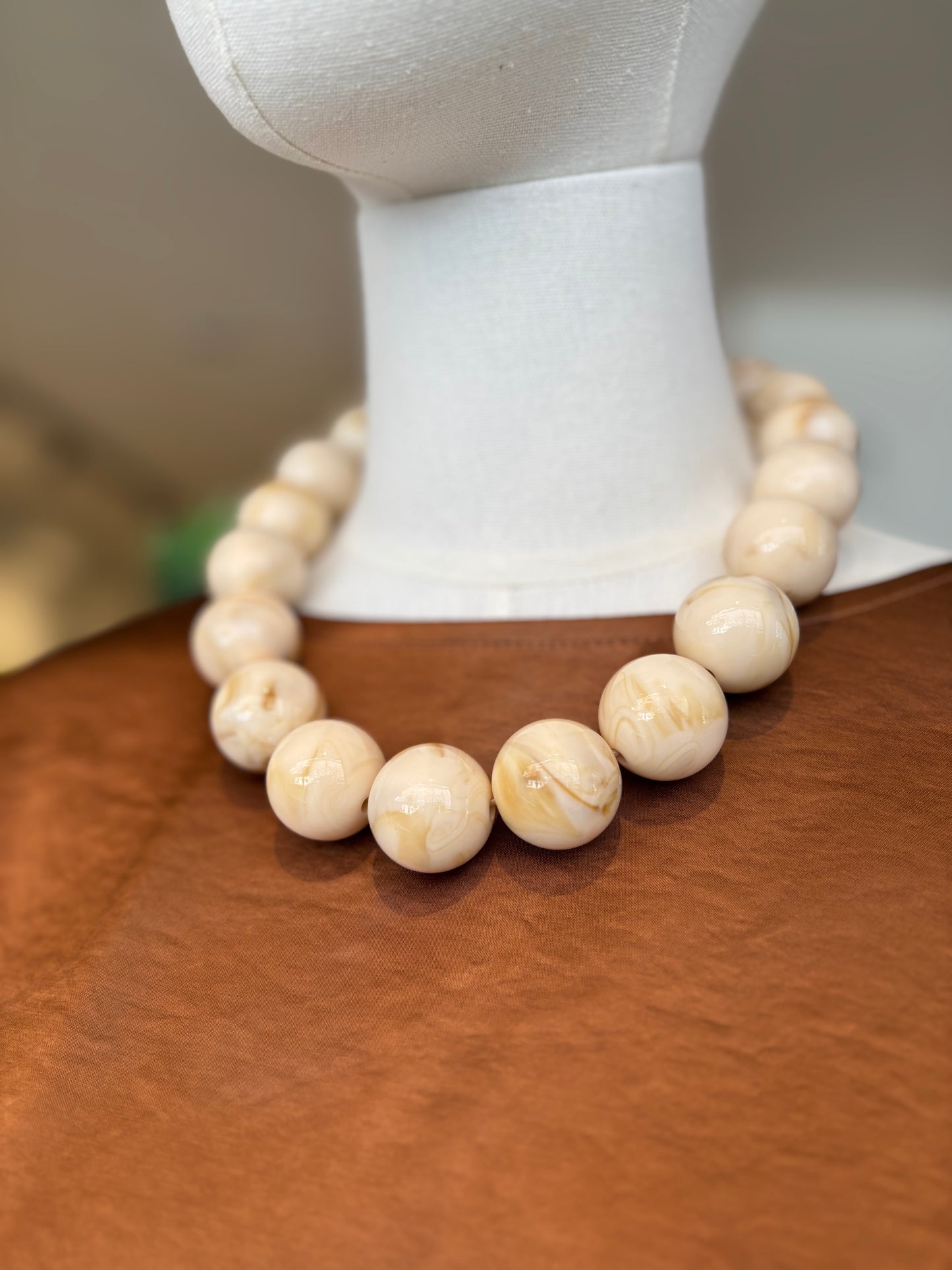 COLLAR NÁCAR