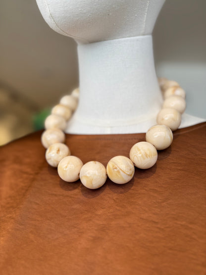 COLLAR NÁCAR