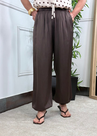 PANTALÓN BOMBACHO SATINADO CHOCOLATE
