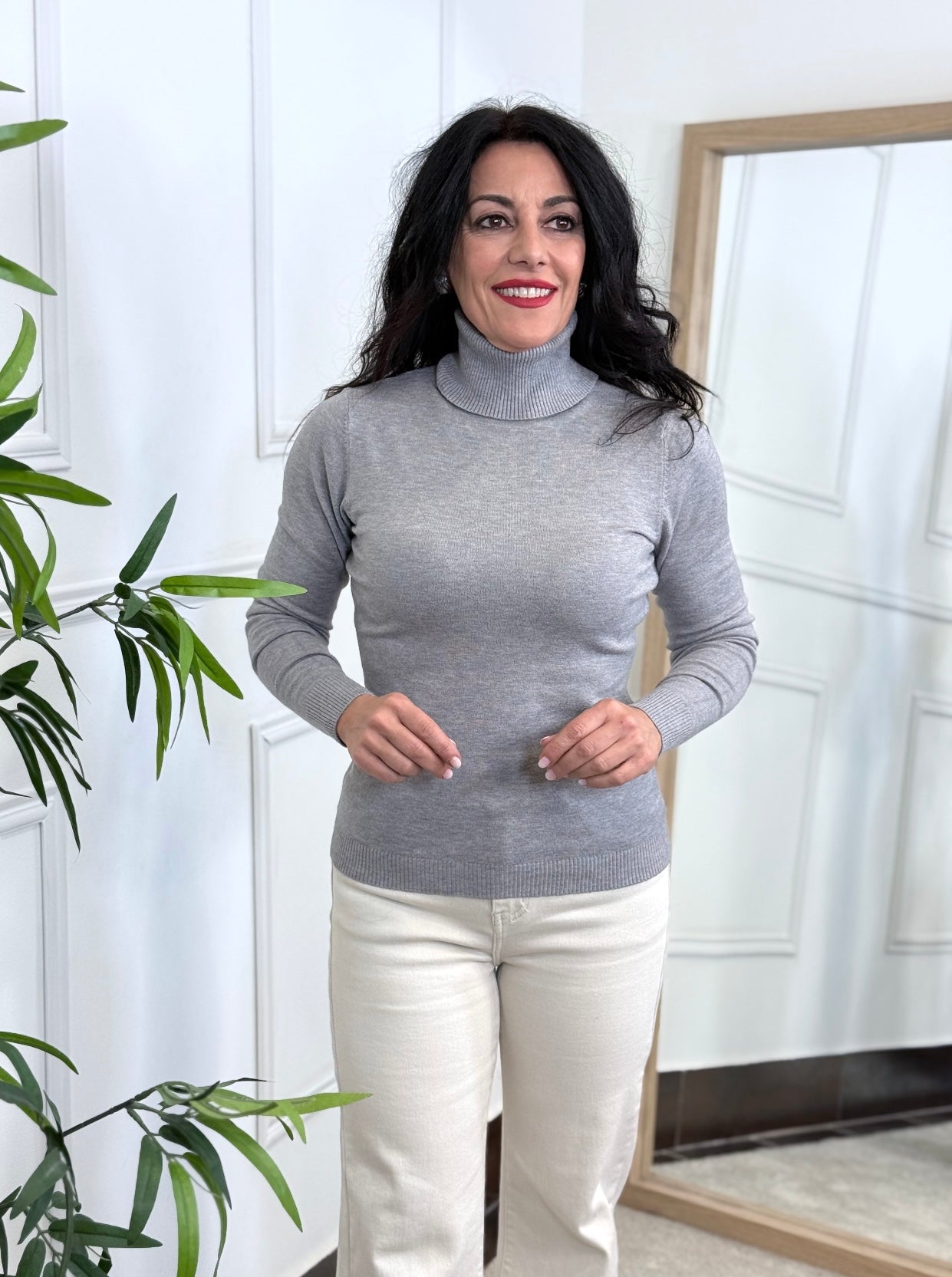 JERSEY BÁSICO CUELLO CISNE GRIS