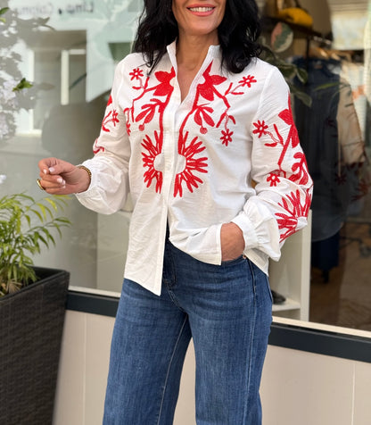 CAMISA MOSCOVITA BORDADA ROJA