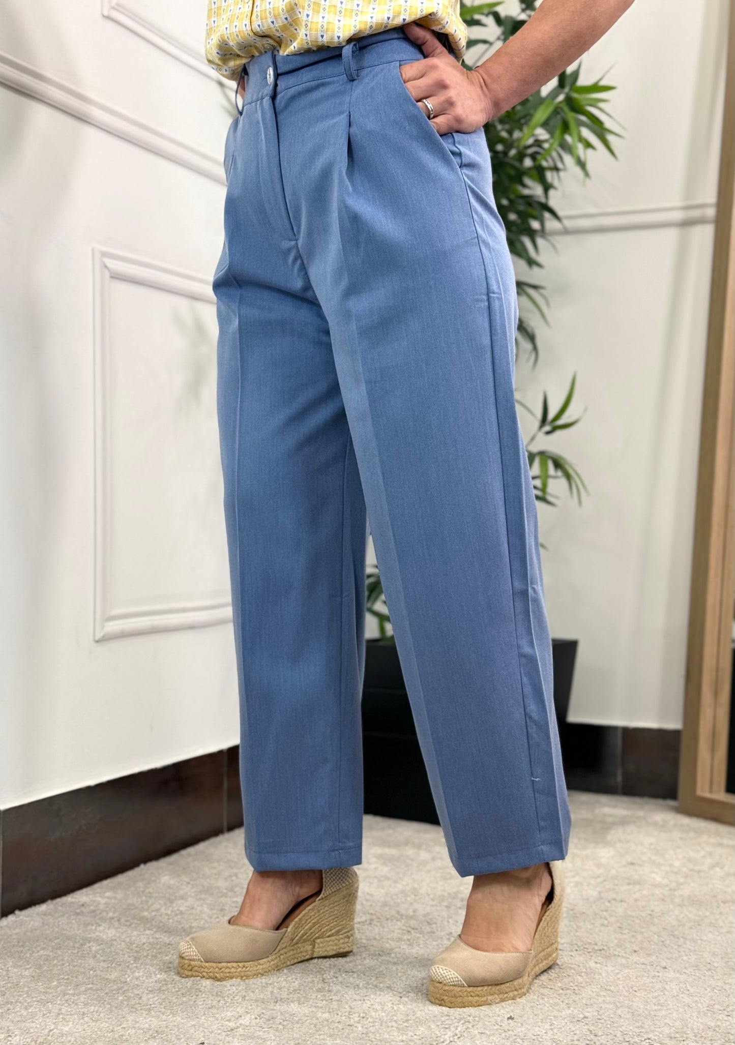 PANTALÓN PINZAS AZUL