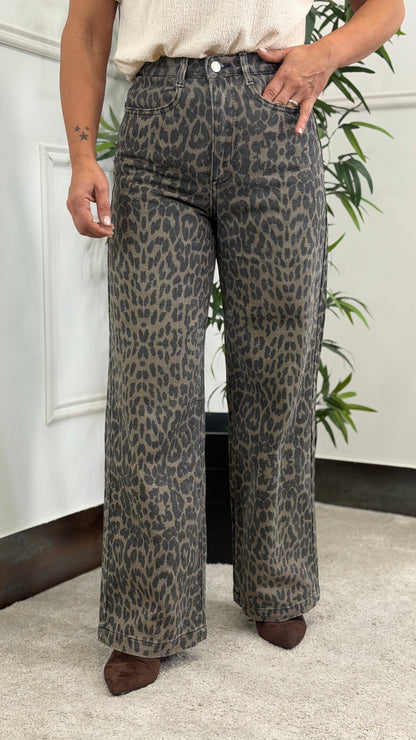 PANTALÓN DENIM ANIMAL PRINT