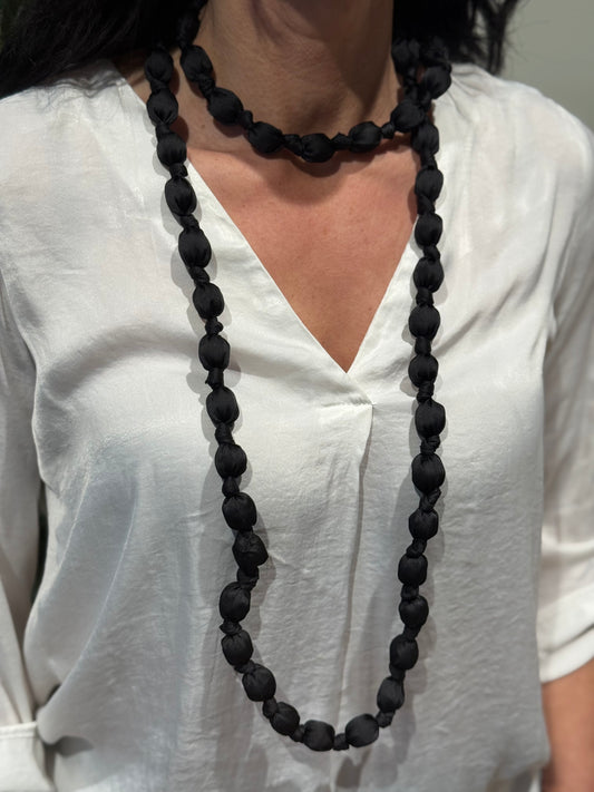 COLLAR TEXTURA NEGRO
