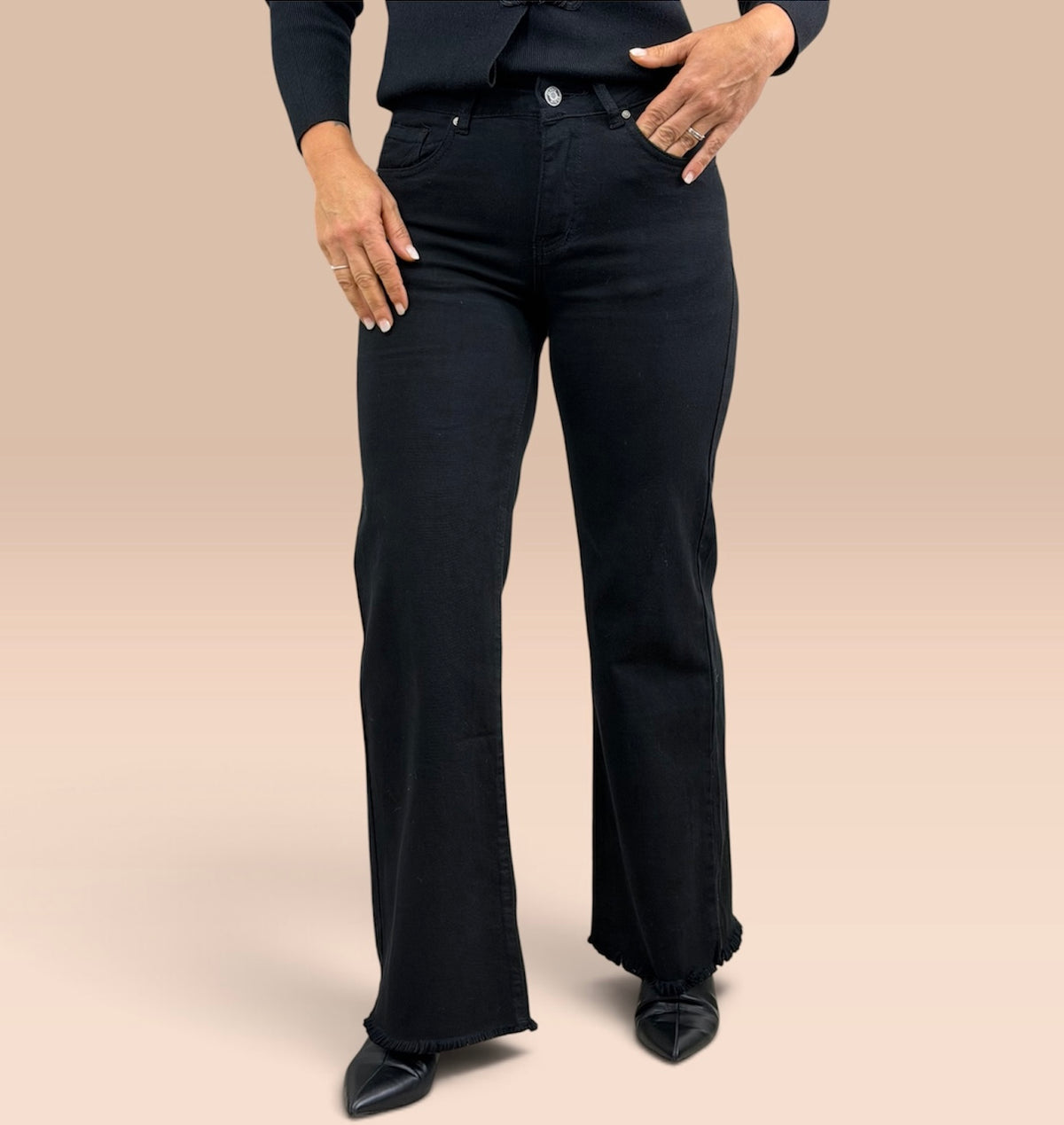 PANTALÓN DESFLECADO NEGRO