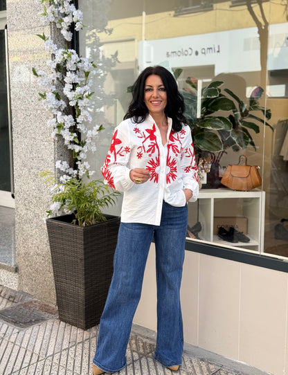 CAMISA MOSCOVITA BORDADA ROJA