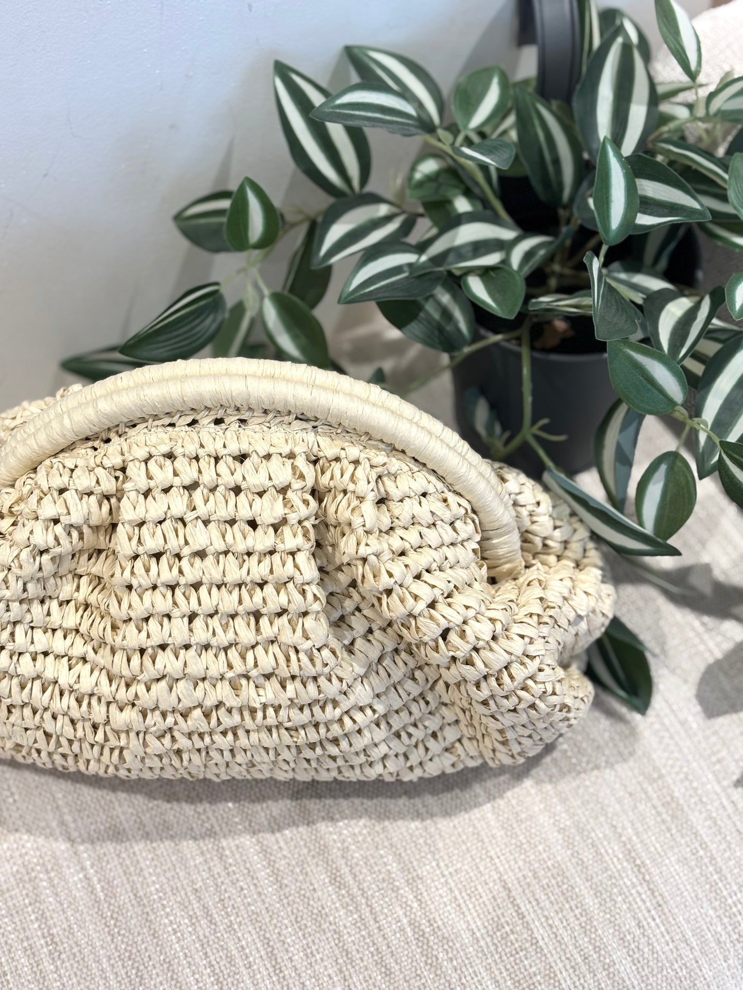 CLUTCH RAFIA BEIGE