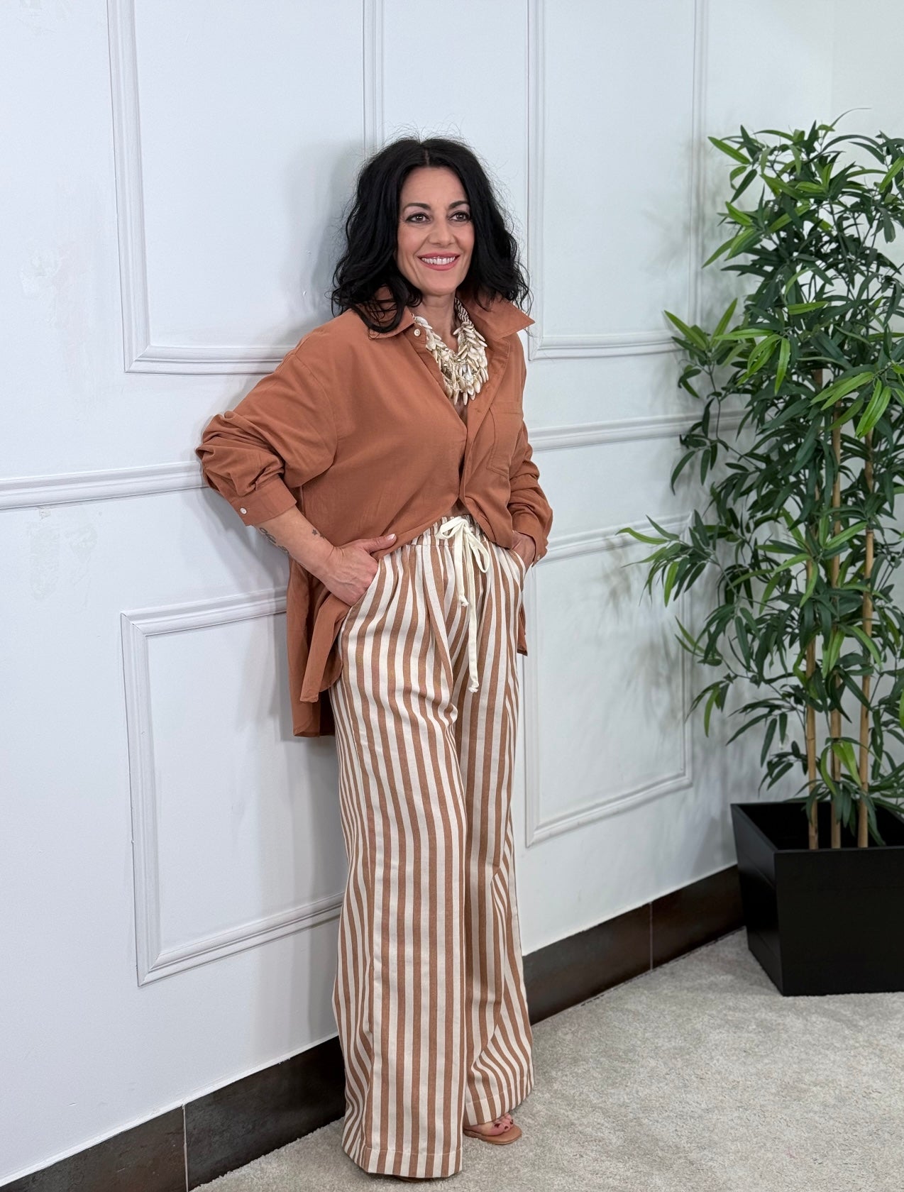 PANTALÓN RAYA CAMEL