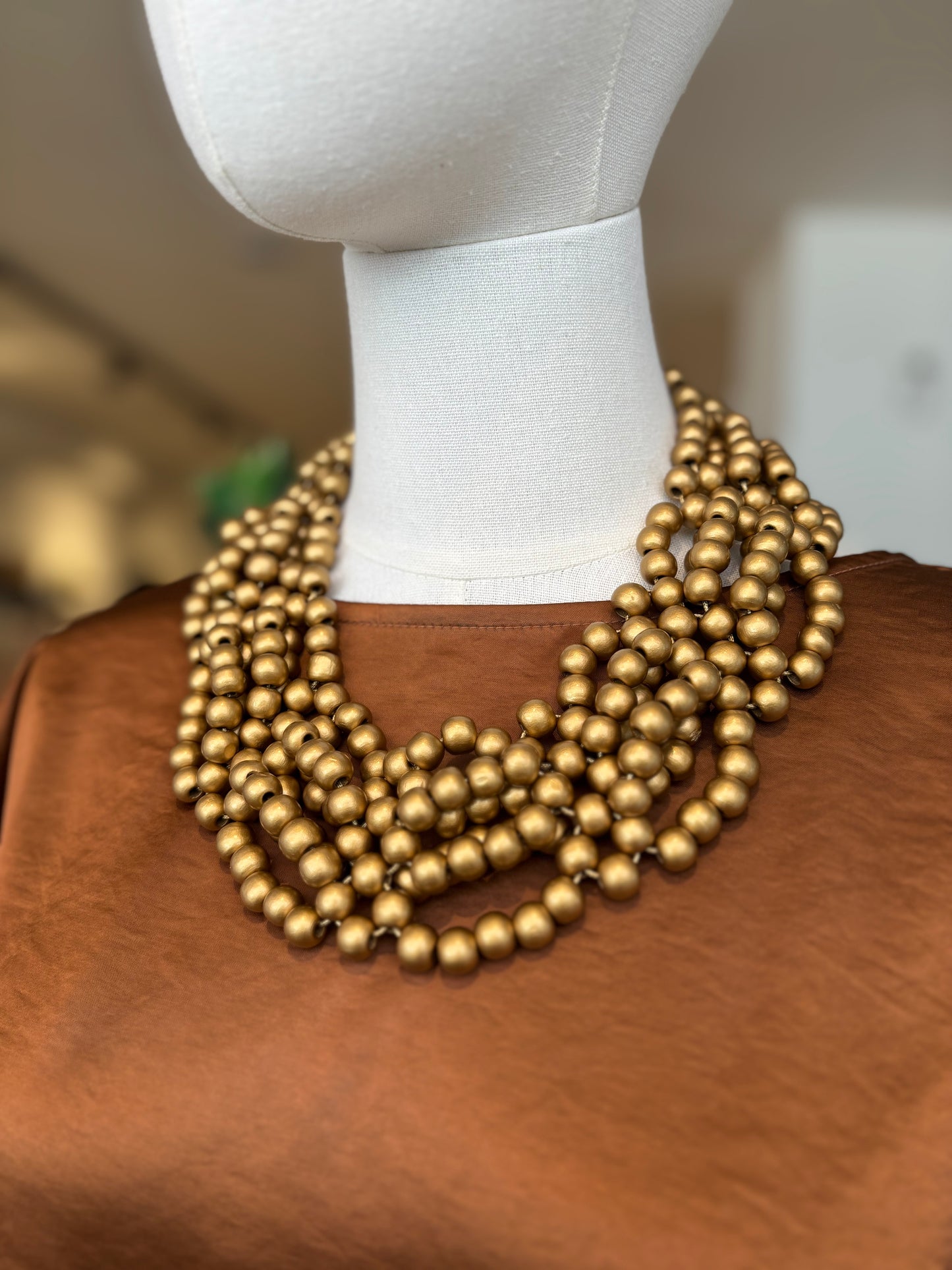 COLLAR BOLAS DORADAS