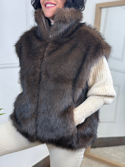 CHALECO PELO CHOCOLATE