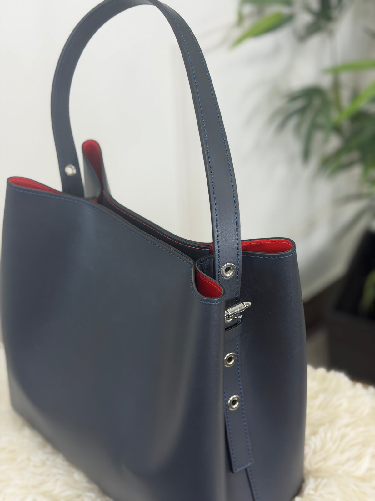 BOLSO CUBO PIEL MARINO