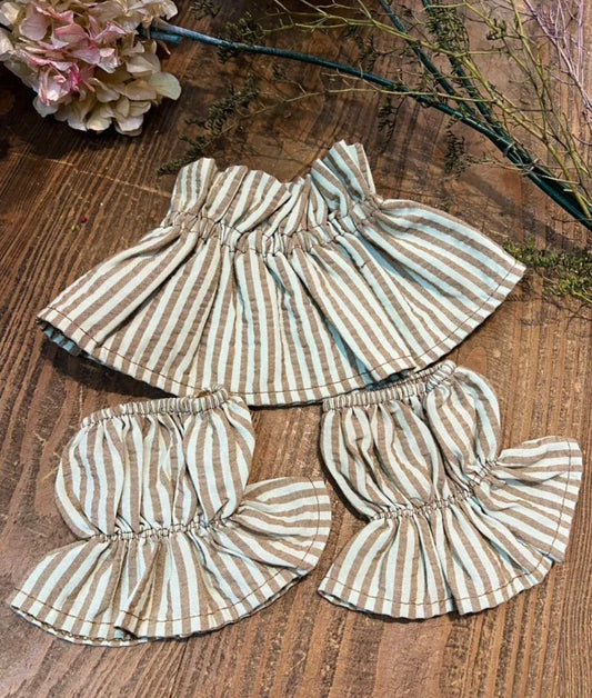 CUELLO Y PUÑOS RAYAS BEIGE