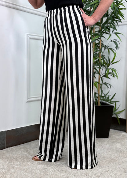 PANTALÓN RAYAS NEGRO