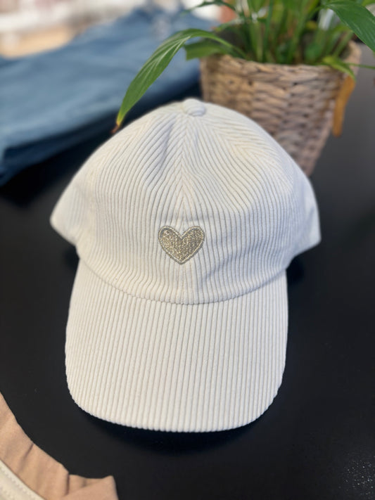 GORRA LOVE BEIGE