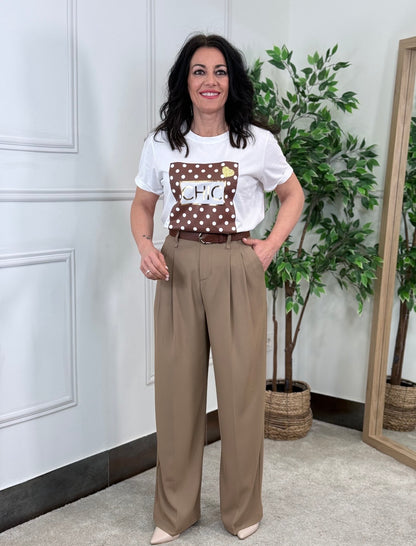 PANTALÓN PINZAS CINTURÓN TAUPE