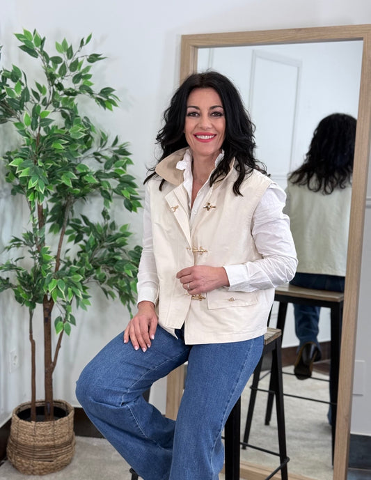 CHALECO ANDALUCÍA BEIGE